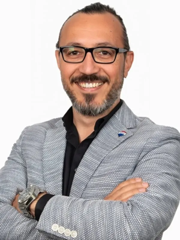 Erhan Adsoy – Broker / Owner, RE/MAX İDA Çanakkale